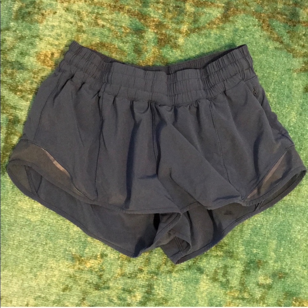 lulu lemon hotty hot shorts